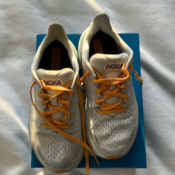 Hoka One One Clifton 8 - Picture 2 of 8
